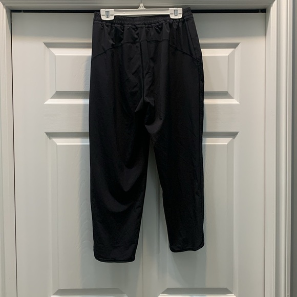 Lululemon pants - Picture 2 of 4